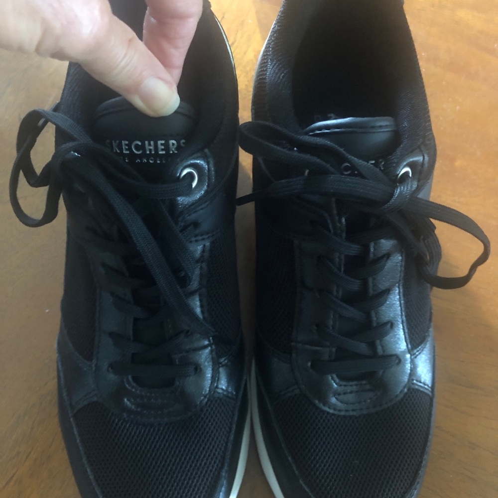 Skechers Black Womens Wedge lace up Sneakers with Sleek Design